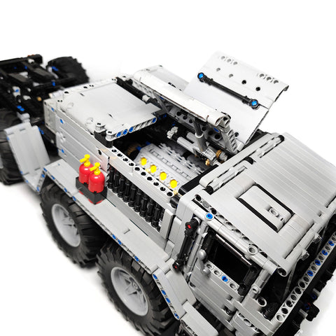 MAZ-537 8x8 Military Truck with  Electric Trailer DIY Building  Blocks MOC Set (5314PCS+) MAZ-537 8x8 Military Truck with  Electric Trailer DIY Building  Blocks MOC Set (5314PCS+)