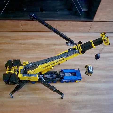 MOC Small Particles V3.0 1/20  2.4G RC Mobile LTM1750-9.1  All-terrain Crane Building Blocks  Construction Vehicle Model  (7778PCS) MOC Small Particles V3.0 1/20  2.4G RC Mobile LTM1750-9.1  All-terrain Crane Building Blocks  Construction Vehicle Model  (7778PCS)