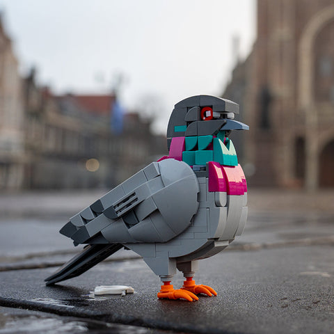 Mocsage MOC-208738 Feral Pigeon Building Blocks Set (255PCS)